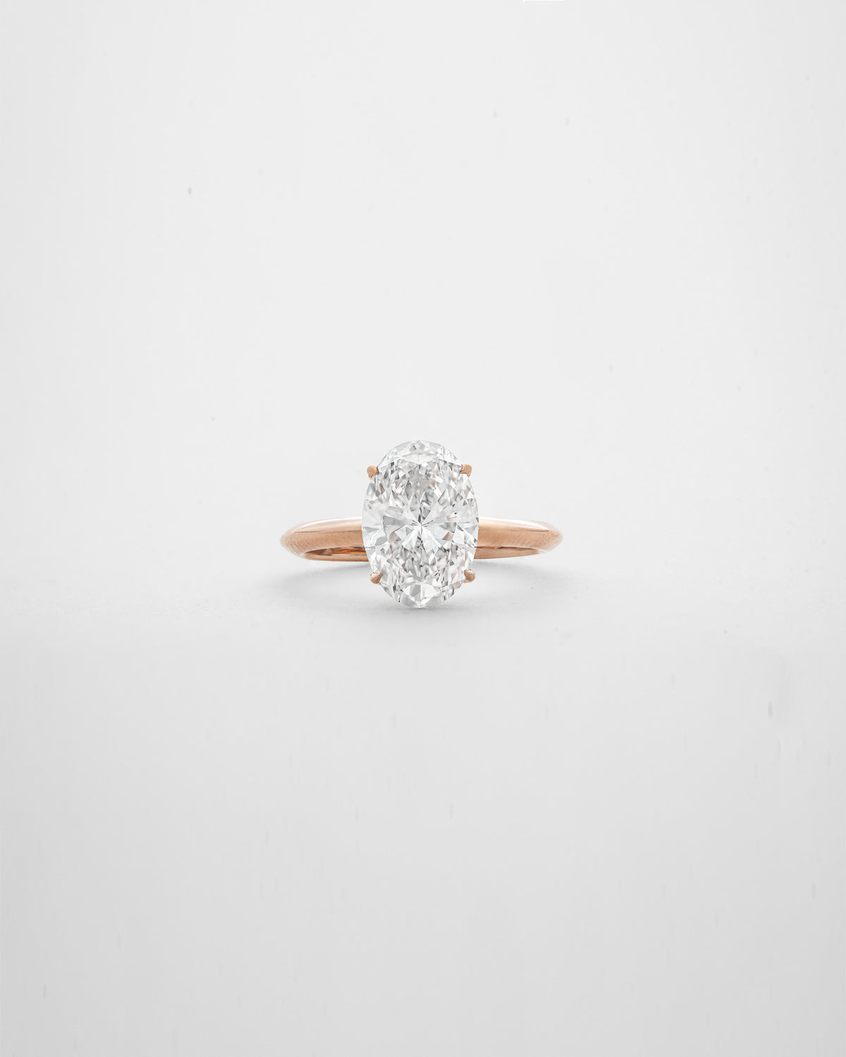 2.5 carats Oval Cut Diamond with Knife Edge Solitaire Ring