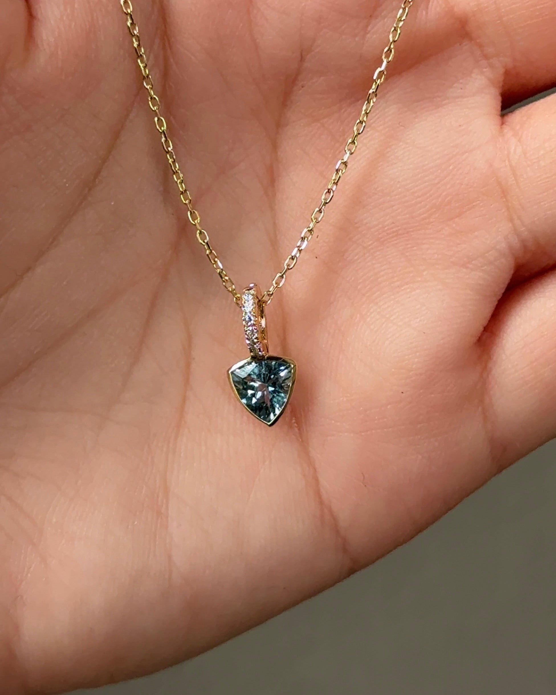 50 pointer Natural Santa Maria Aquamarine Triangle Cut Clip on Pendant