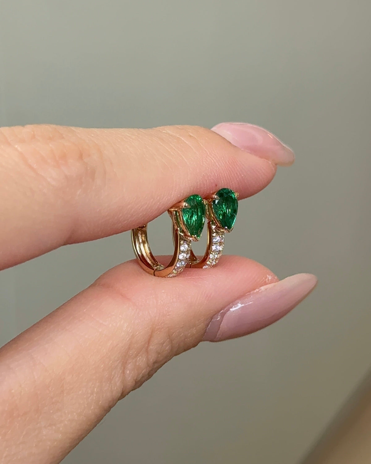 40 Pointer Natural Emerald Pear Cut Glitter Pave Huggie Earrings