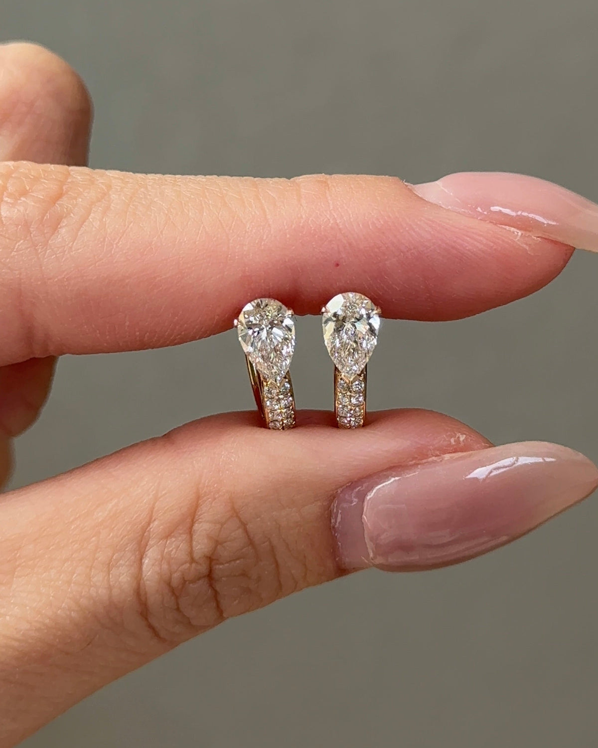 50 Pointer Pear Cut Diamond Glitter Pave Huggie Earrings