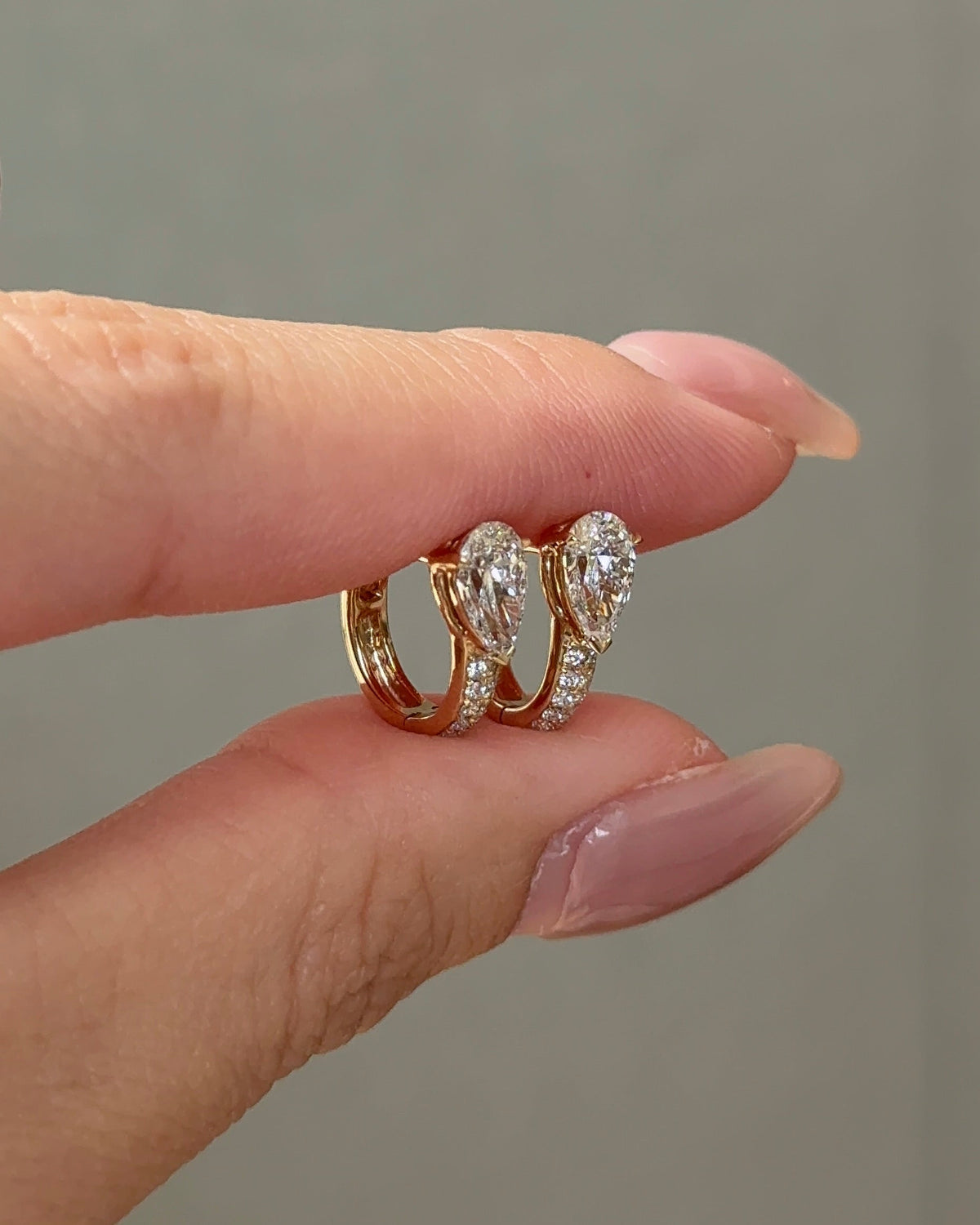 50 Pointer Pear Cut Diamond Glitter Pave Huggie Earrings