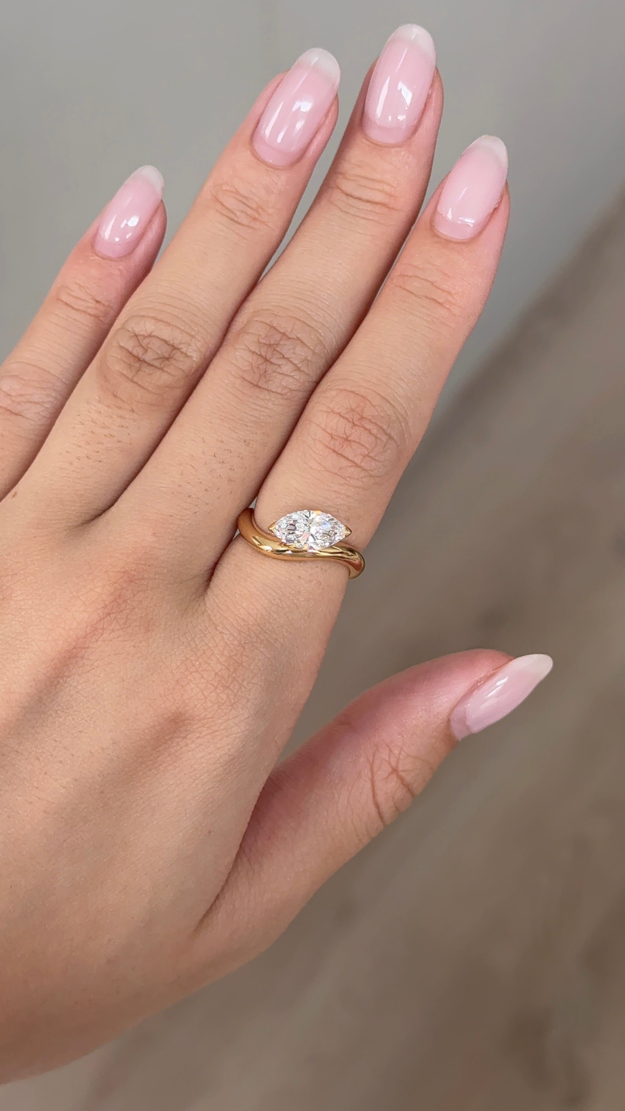 1 carats Marquise cut Diamond Curvy Ring