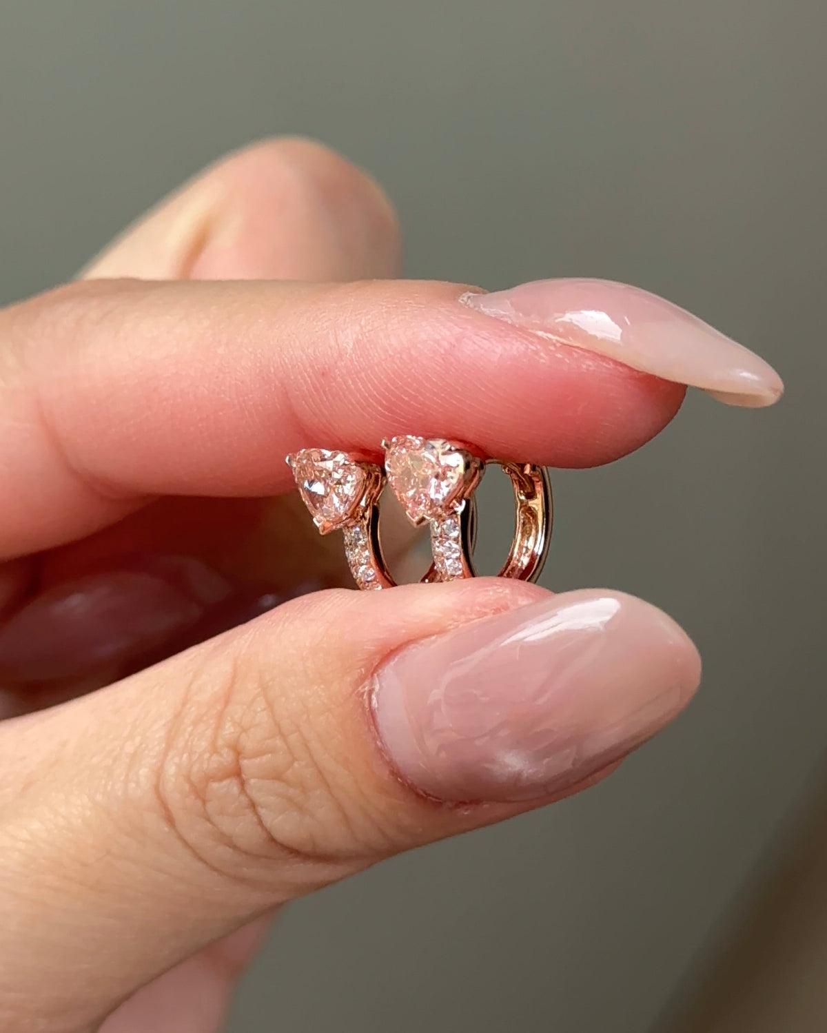 60 Pointer Heart Cut Pink Diamond Glitter Pave Huggie Earrings