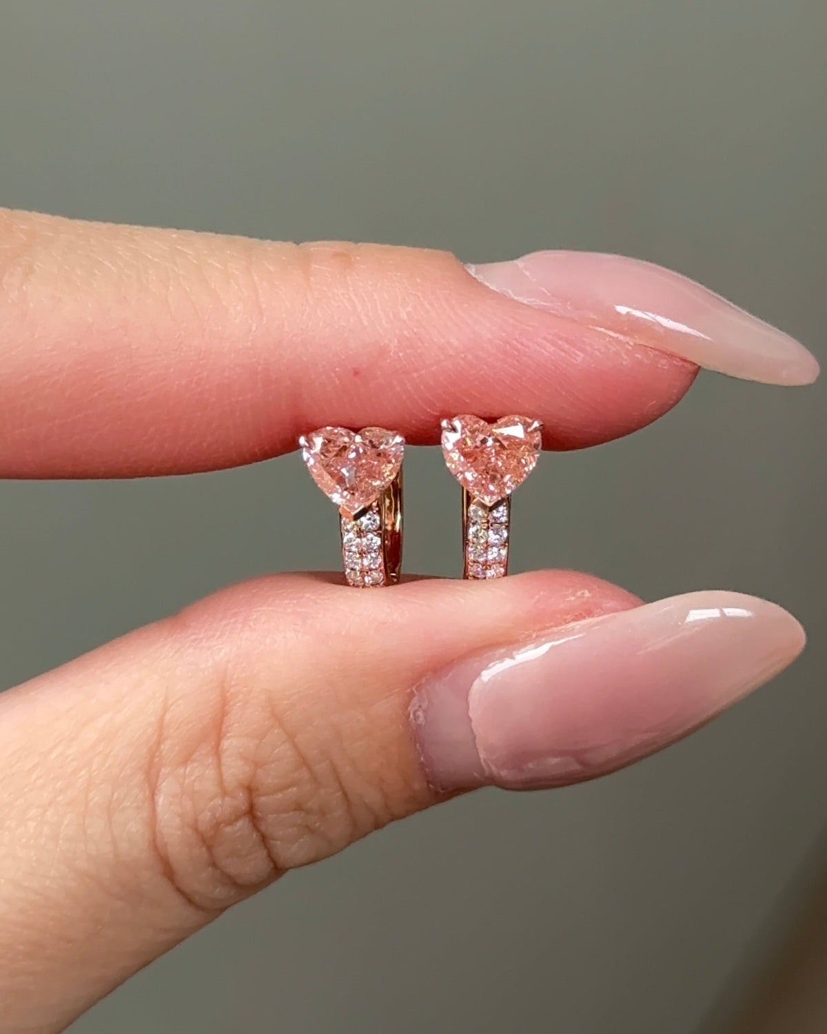 60 Pointer Heart Cut Pink Diamond Glitter Pave Huggie Earrings