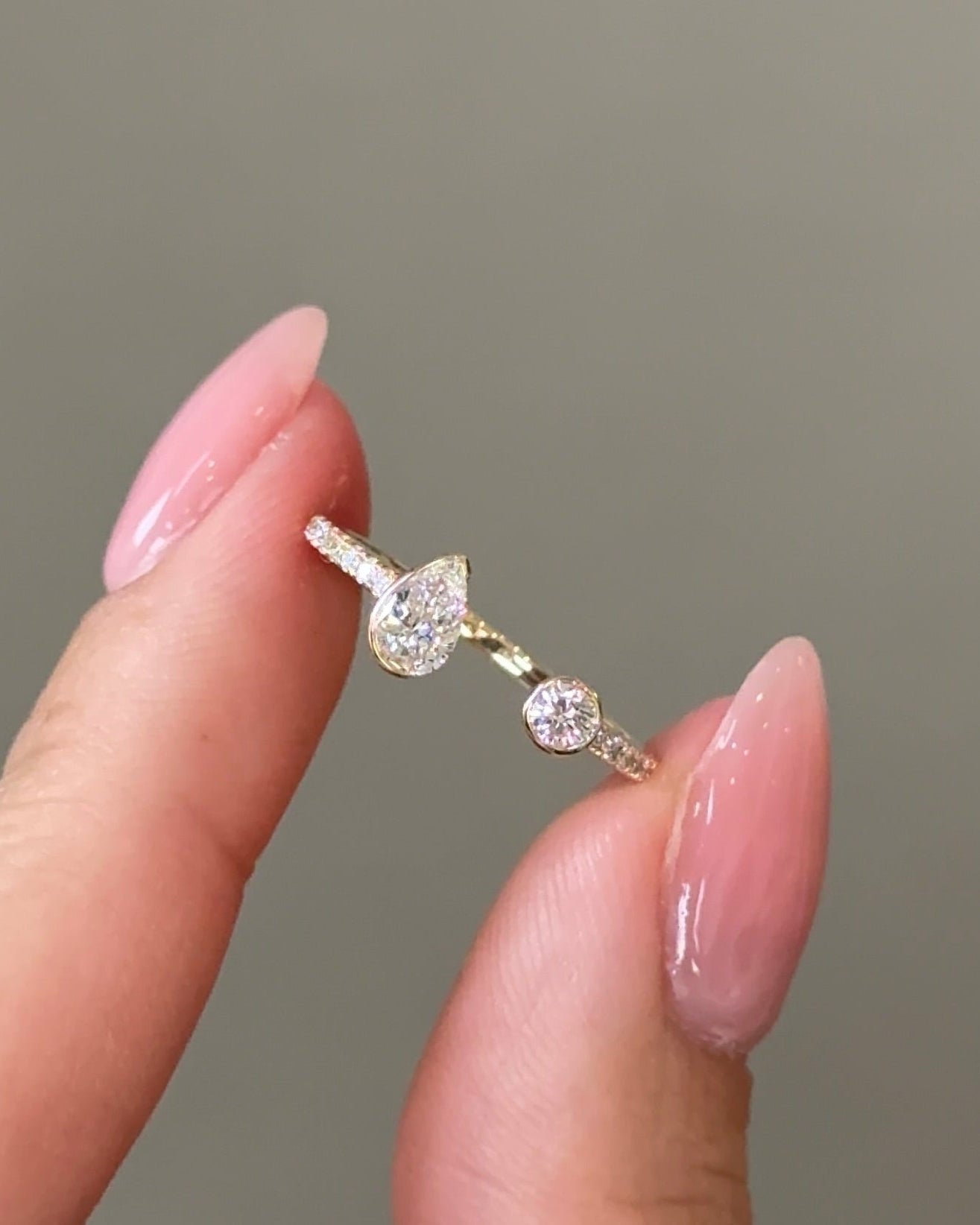 30 Pointer Pear and 10 Pointer Round cut Diamond Bezel Arc Cuff Ring