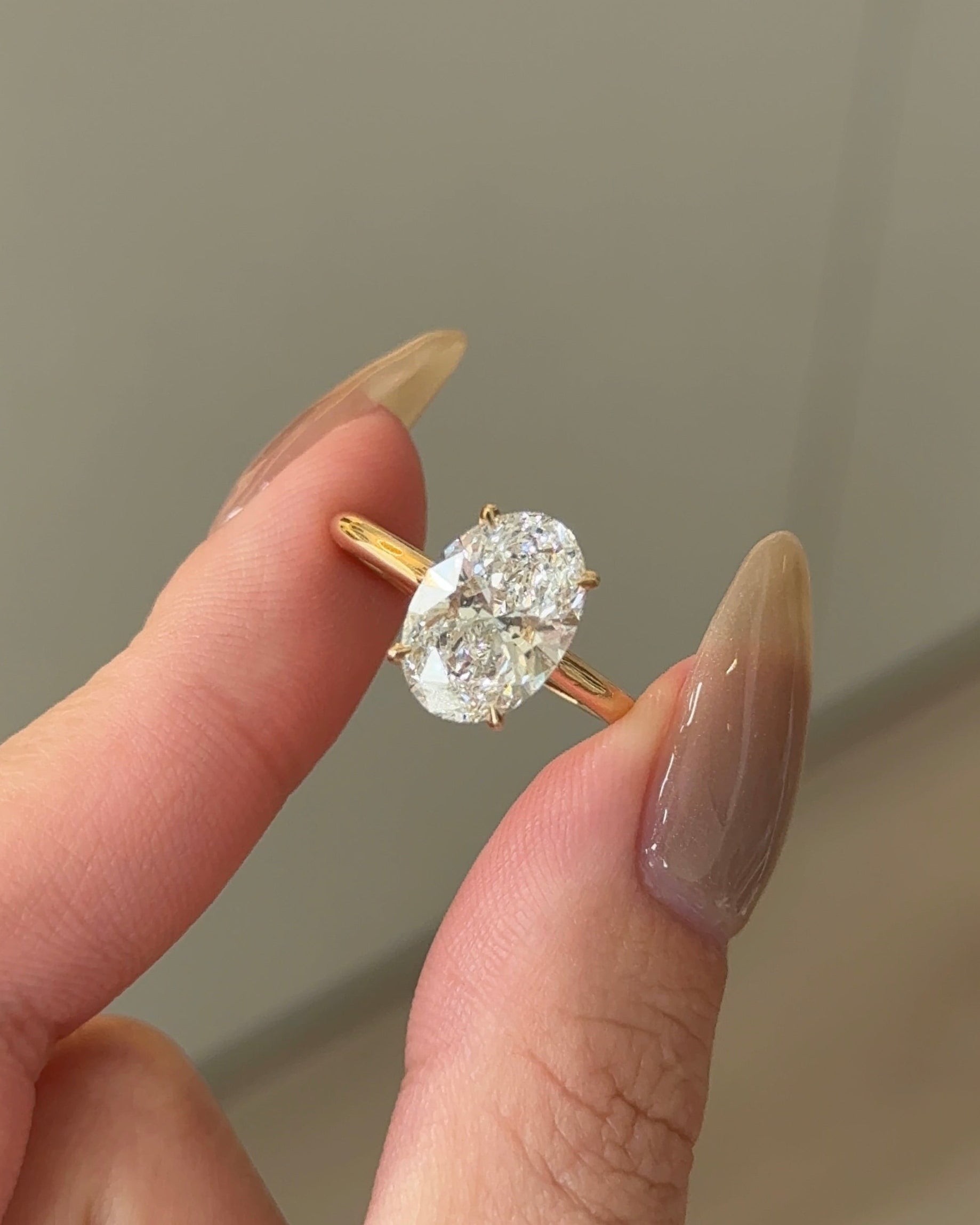 3 carats Oval cut Diamond Trellis Setting Ring