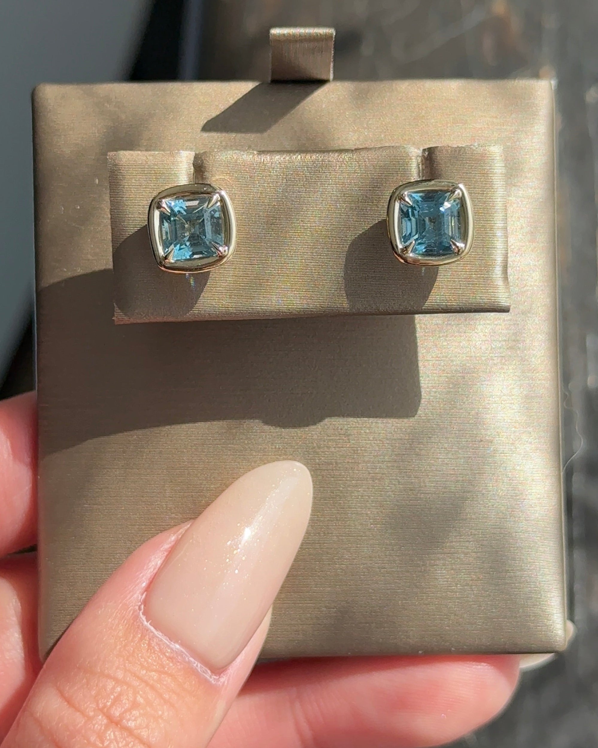 ALMAFI Button Earrings 1 carats Emerald cut Natural Santa Maria Aquamarine Earrings