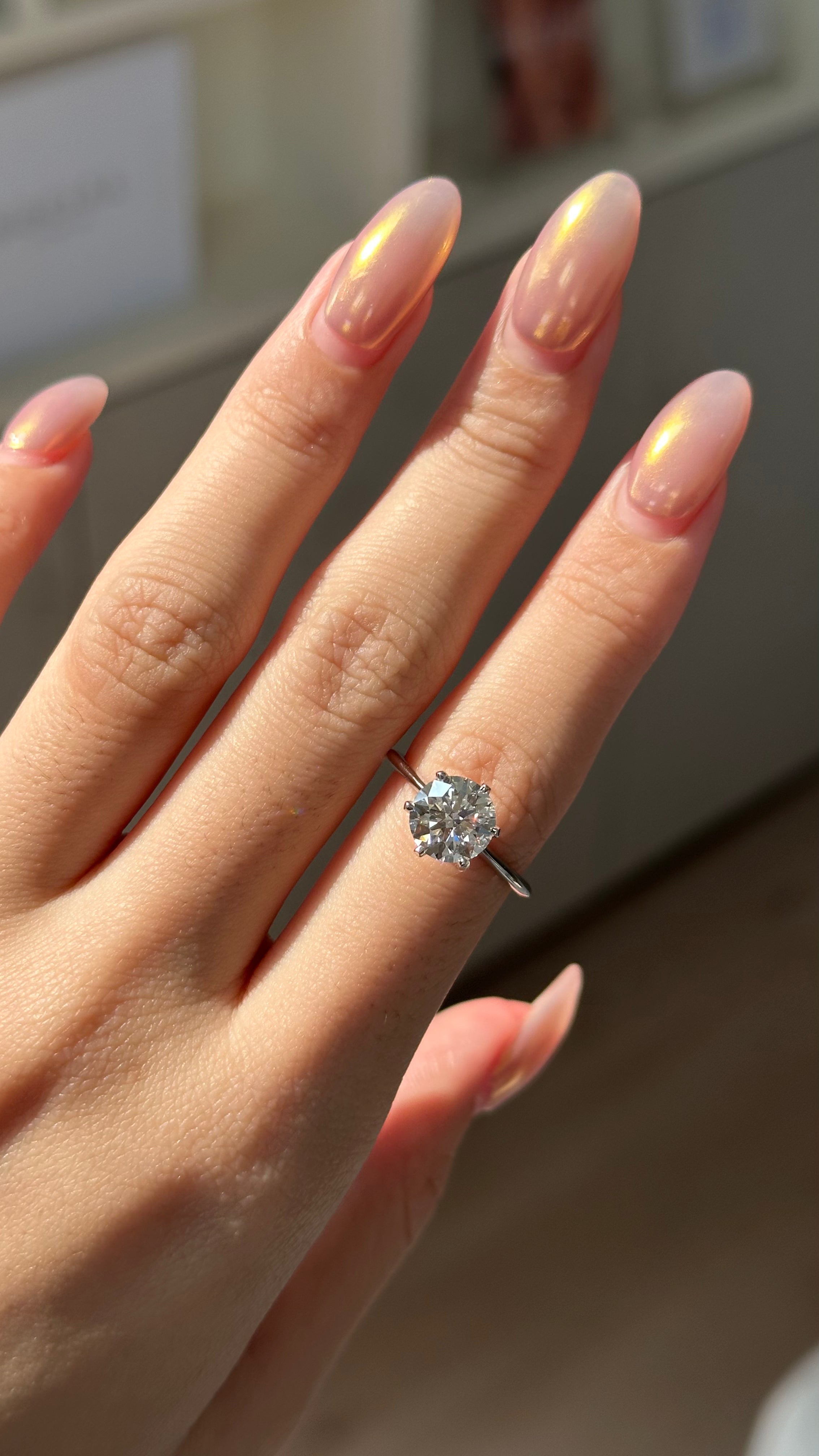 2 carats Round Cut Diamond Solitaire Ring with Knife Edge Band