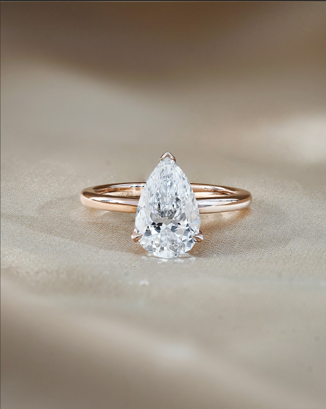 2 Carats Pear Cut Diamond Solitare Ring
